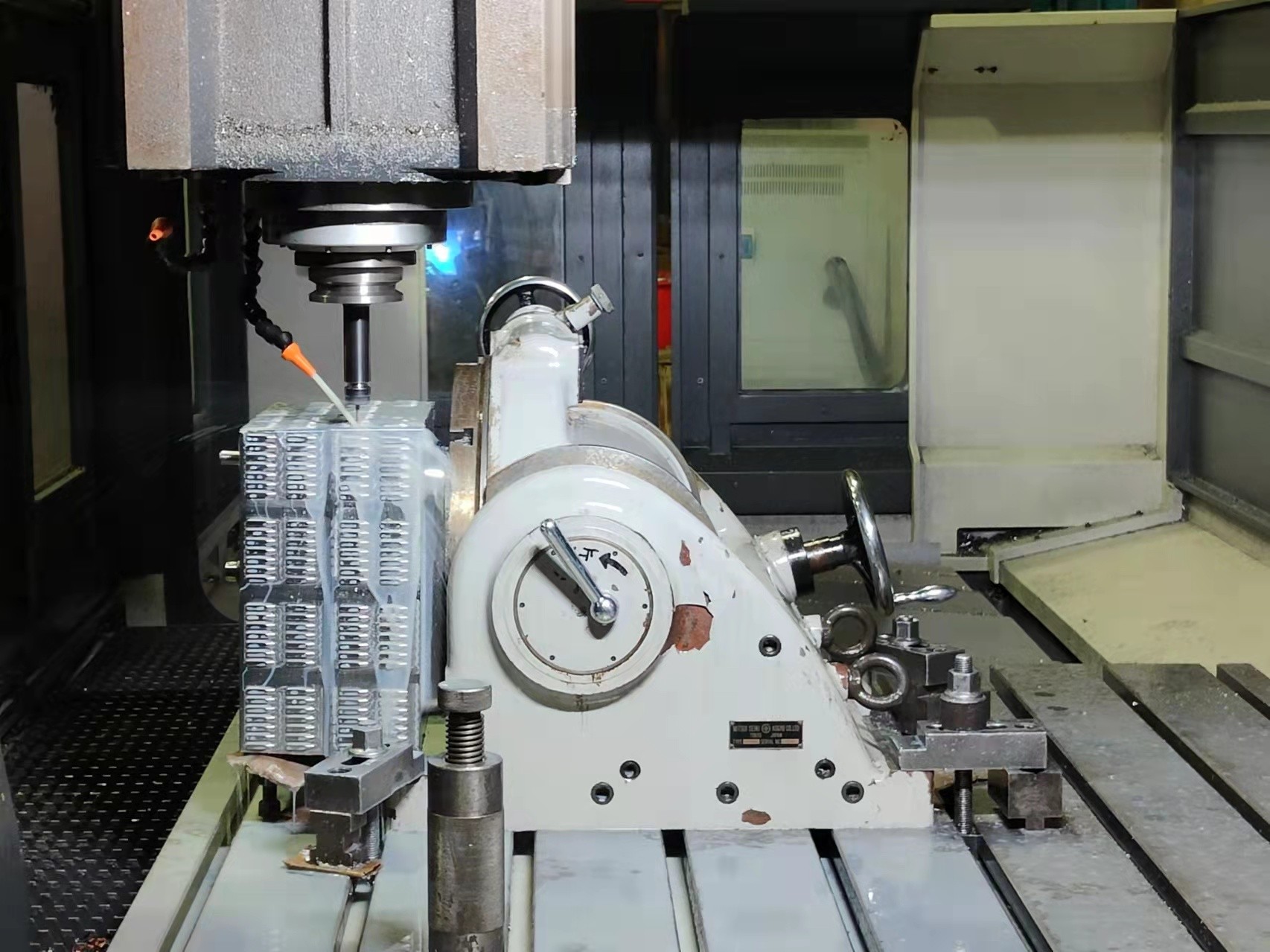 Core Machining with 5 Axis rotary table
